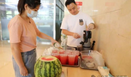 深圳医院吃瓜爆料最新事件,最新吃瓜事件揭秘，真相令人咋舌